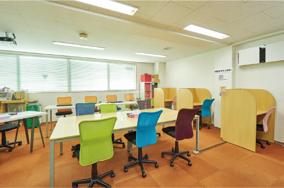 カルディアこしがや駅前