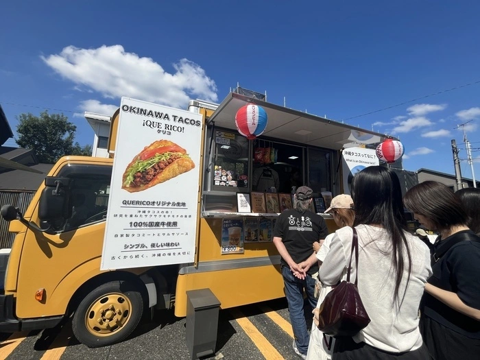 タコスのキッチンカーの写真
